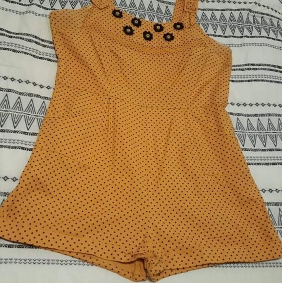 pin up Romper dress - Picture 2 of 3